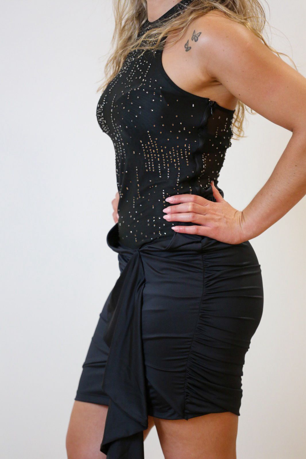 Vestido Detalhe Tule com Aplicação
