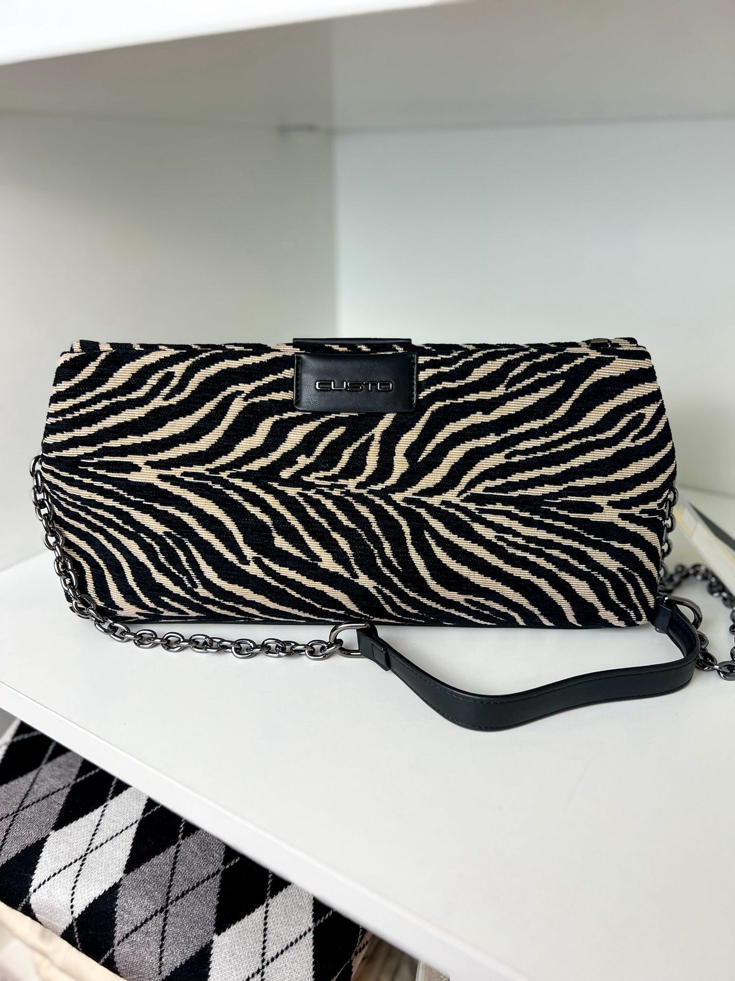 Mala Zebra com Corrente