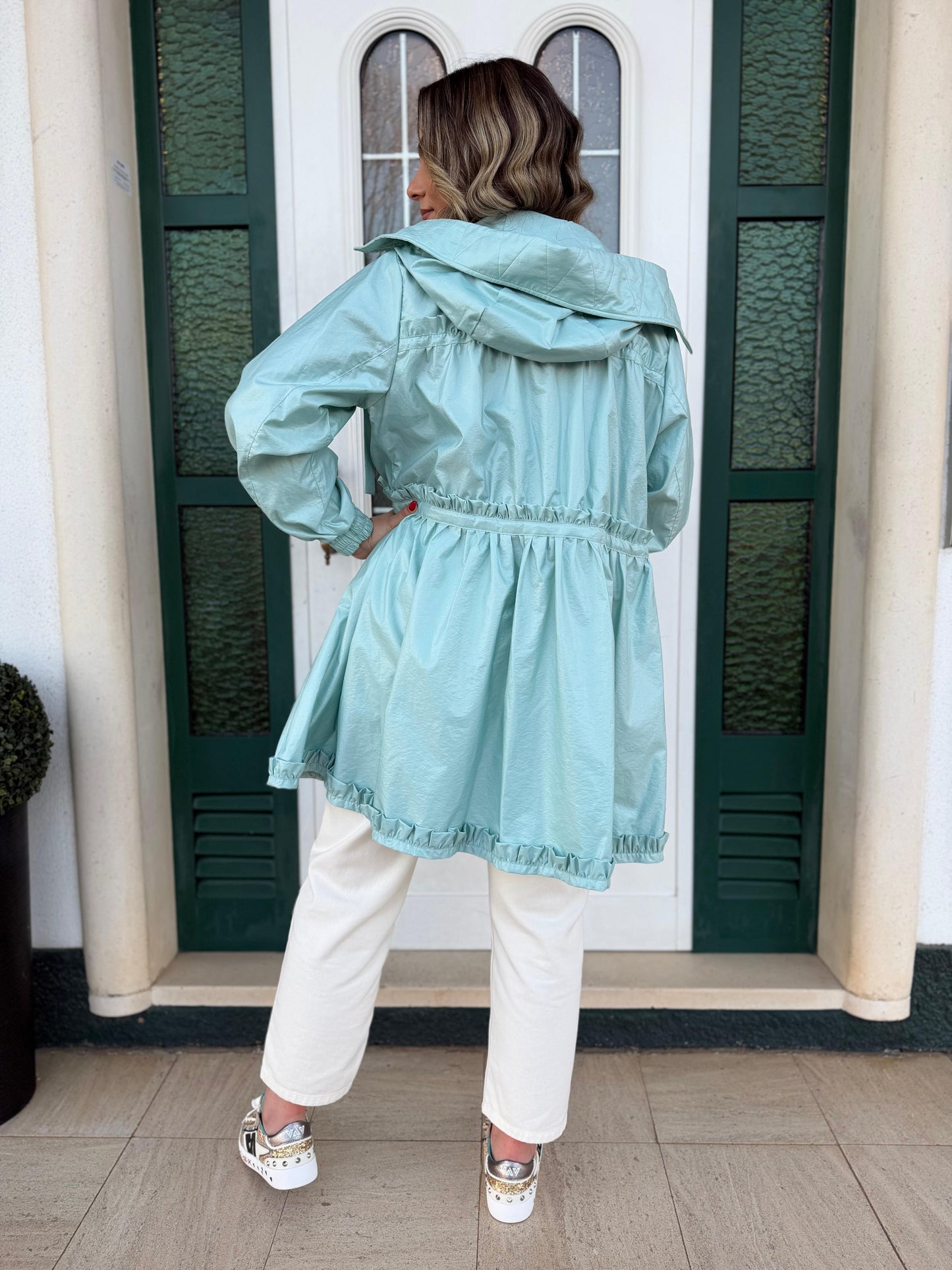 Parka Leve com Cintura Ajustável – Verde Claro