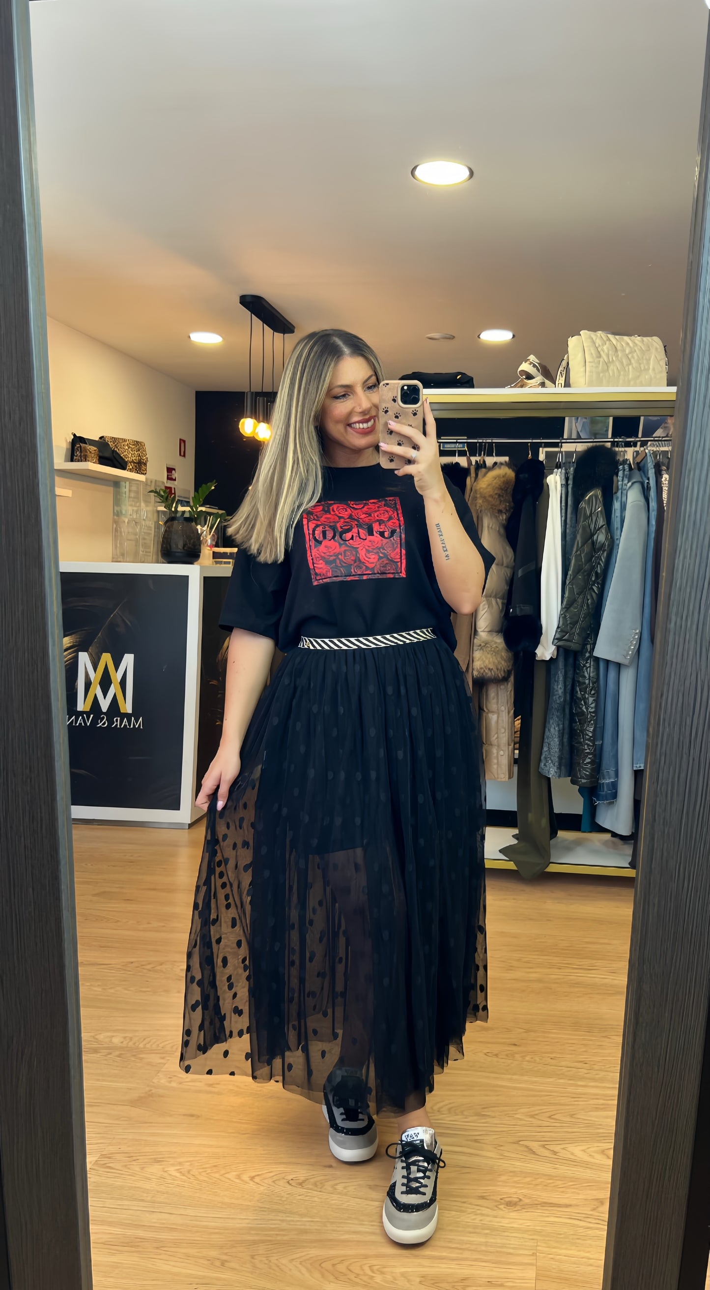 T-shirt Preta Rose Script