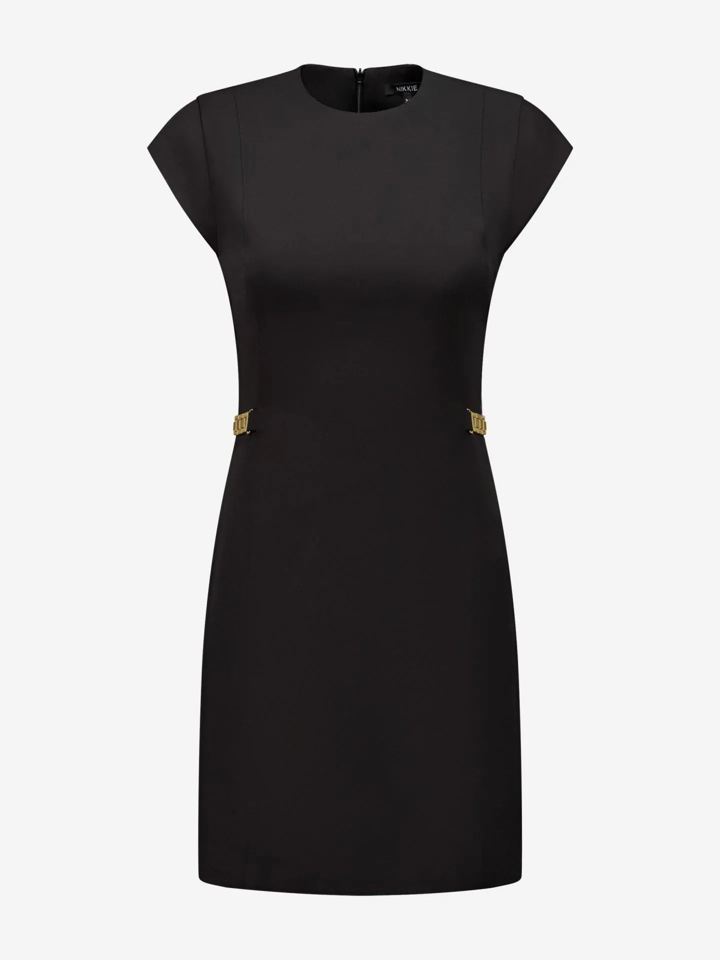 Vestido justo com detalhes em corrente na cintura