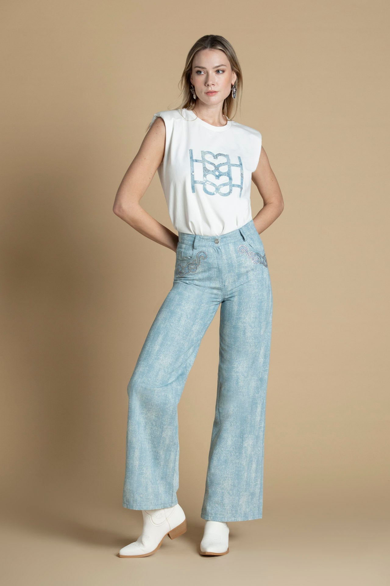 Calças jeans de cintura média