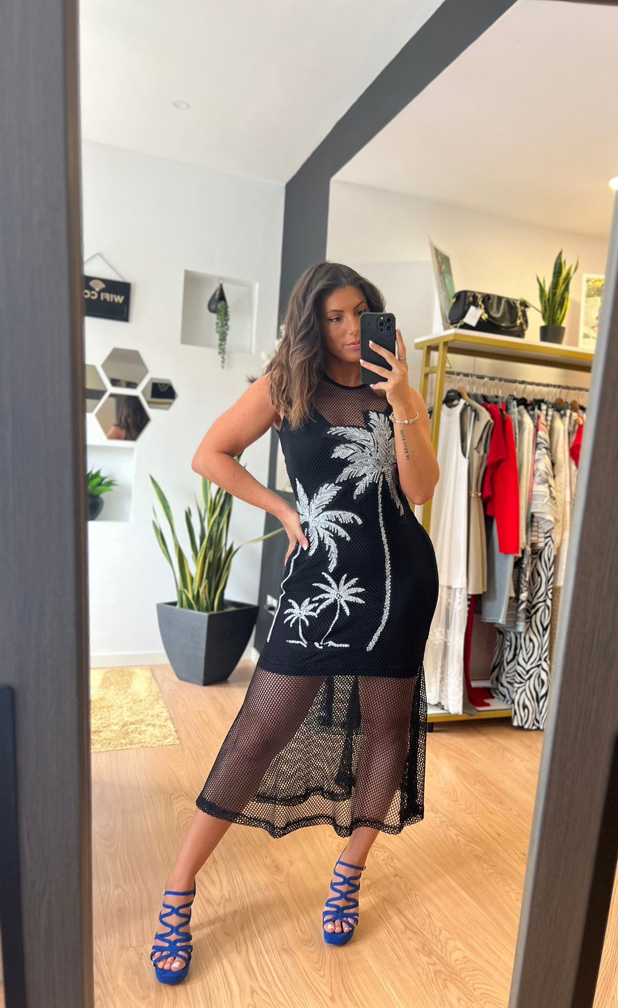 Vestido Tela Com Bordado