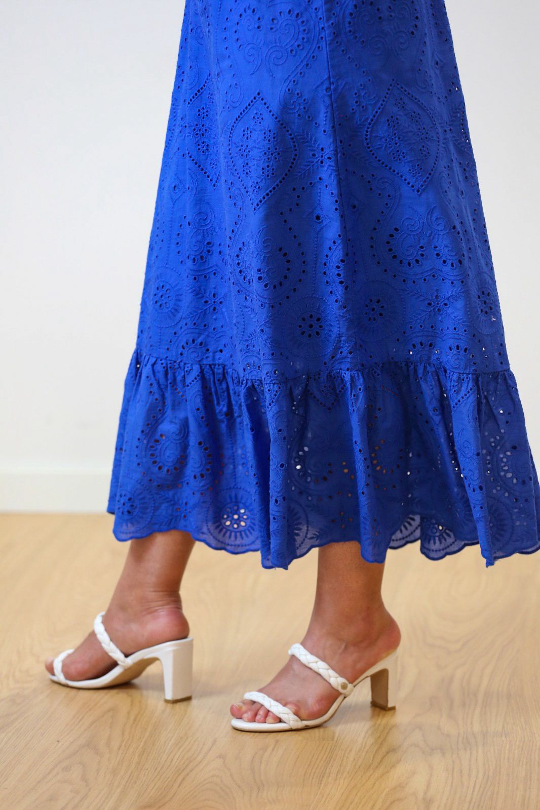 Vestido Midi Bordado Inglês