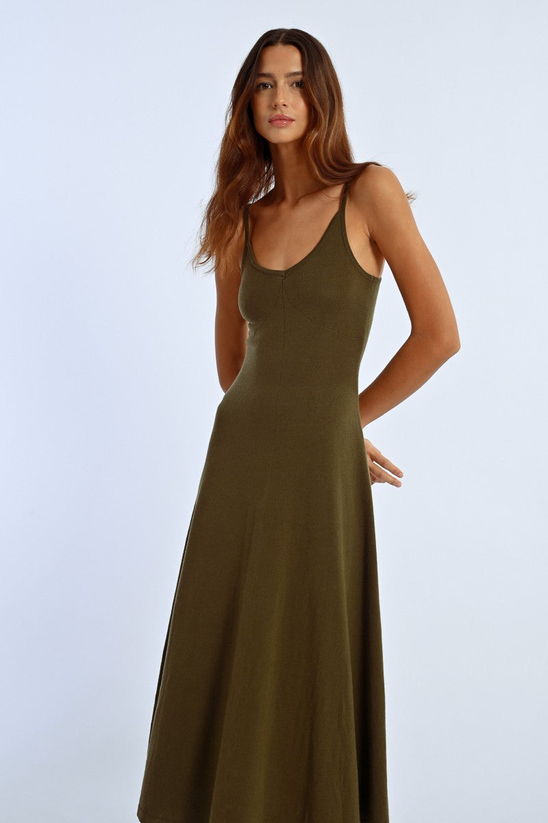 Vestido longo evasê
