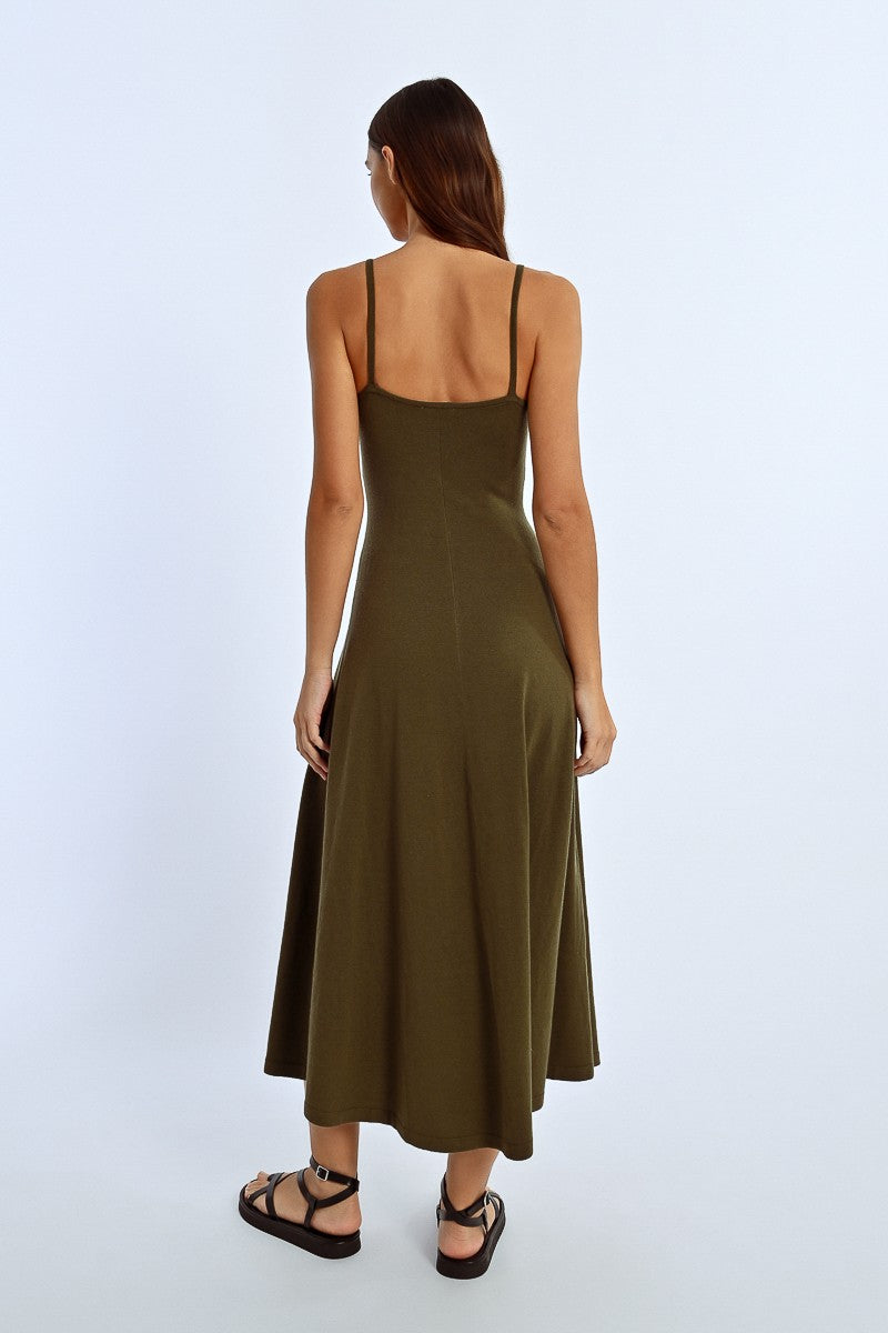 Vestido longo evasê