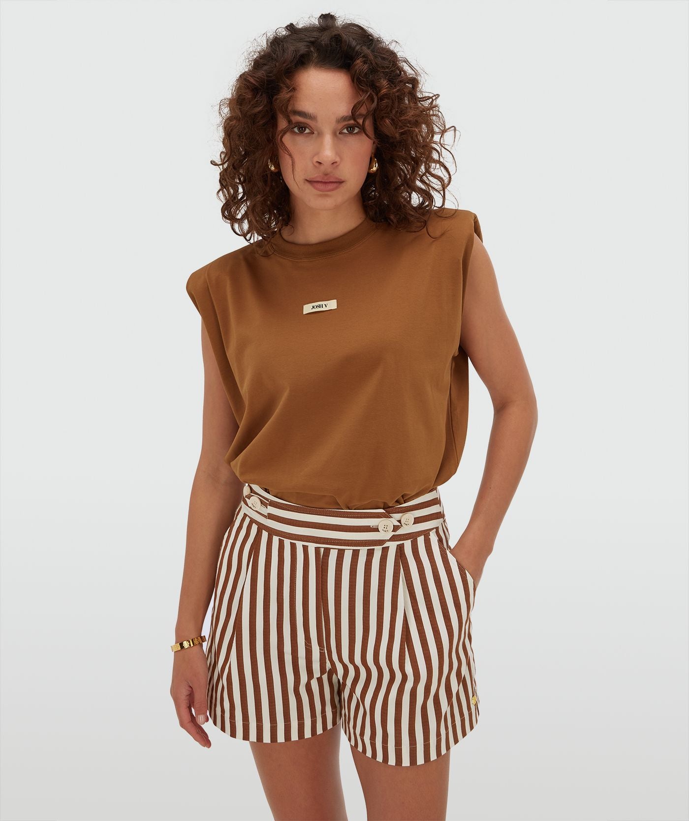 Top de corte regular com logo