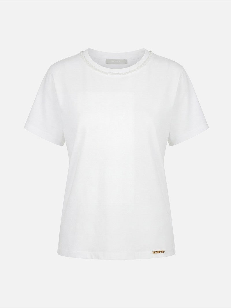 T-shirt em algodão com missangas na gola