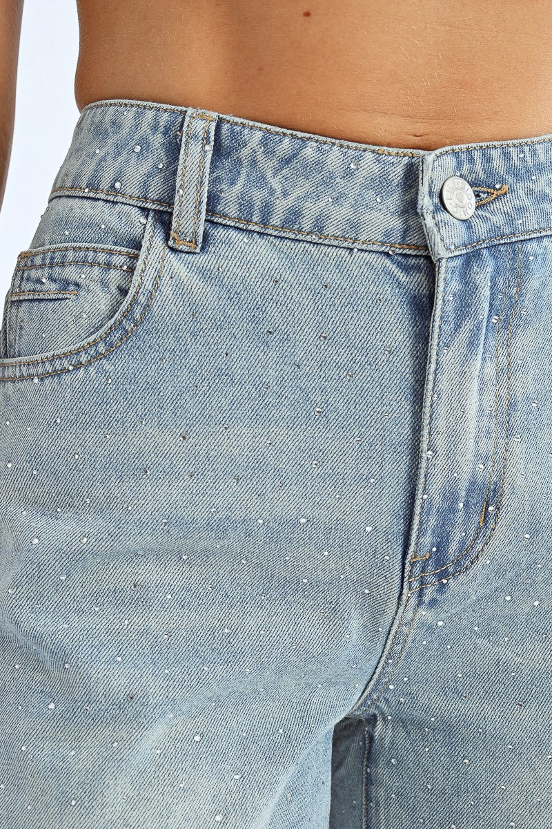 Calça jeans larga com strass