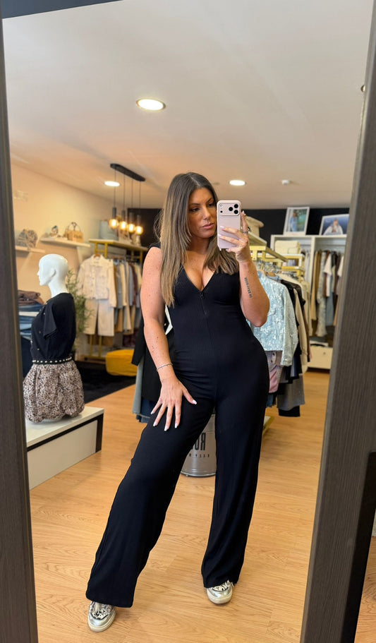 Macacão Comfort Pantalona Canelado Com Capuz