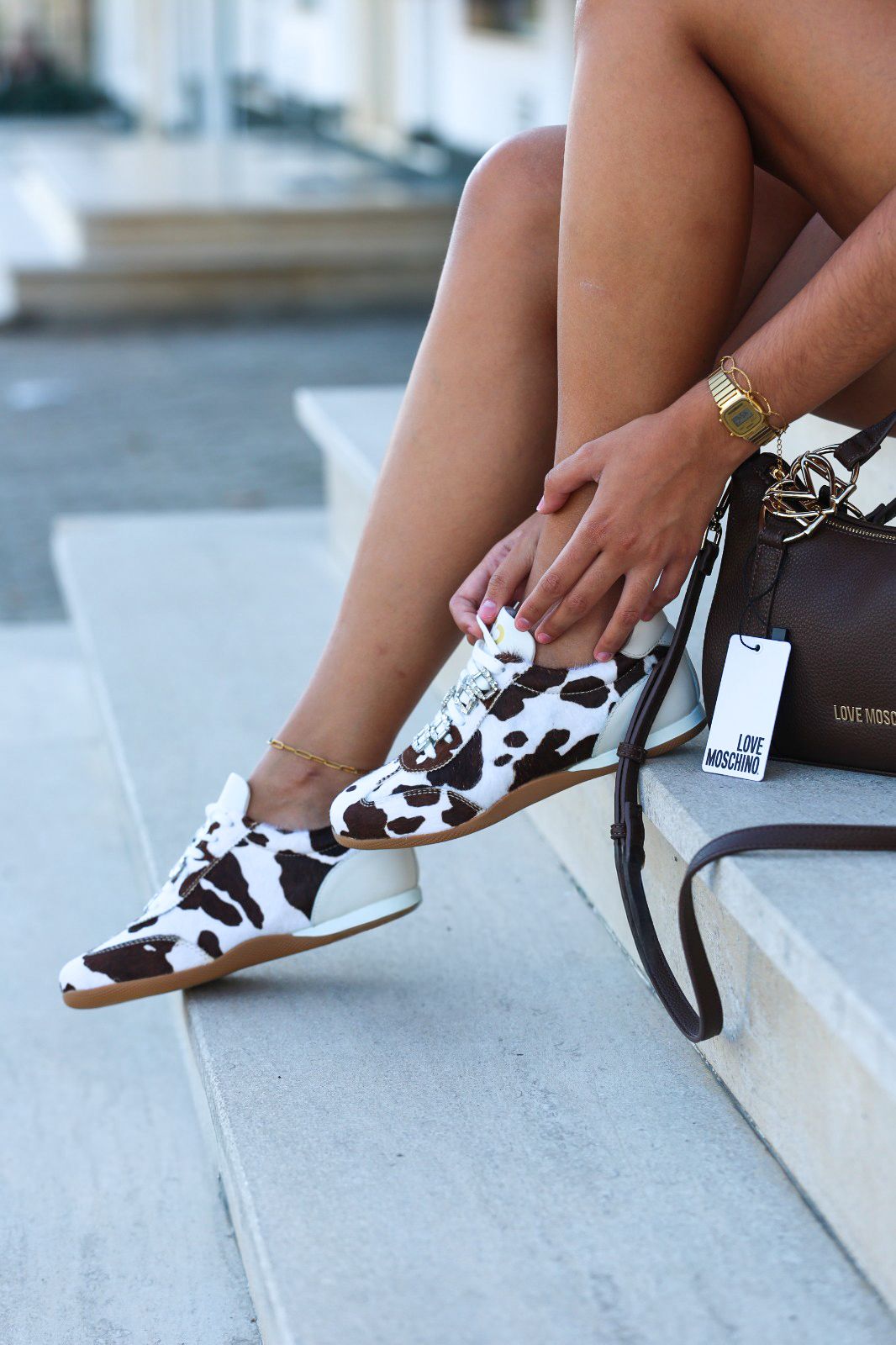 Sapatilhas Animal Print Cow com Aplicações de Brilho
