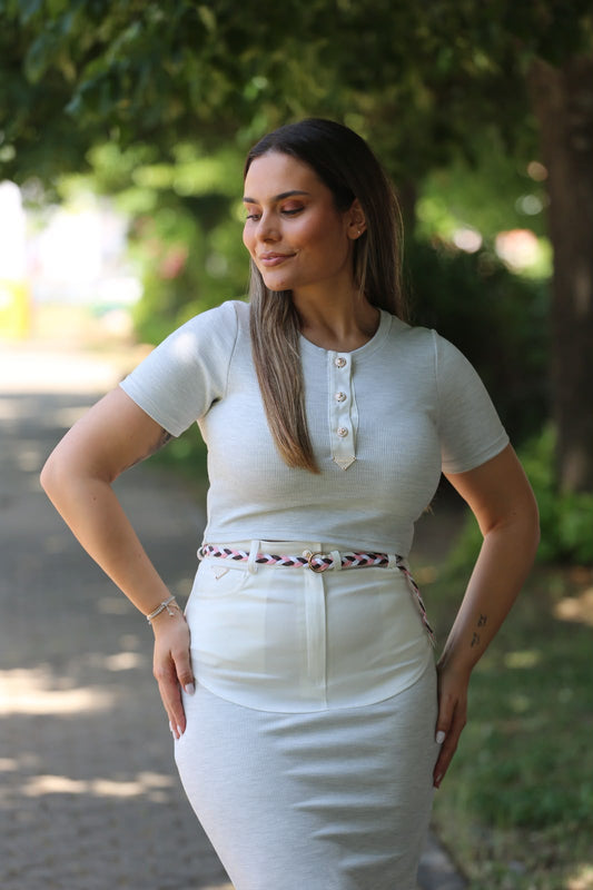 T-shirt Cropped com Botões