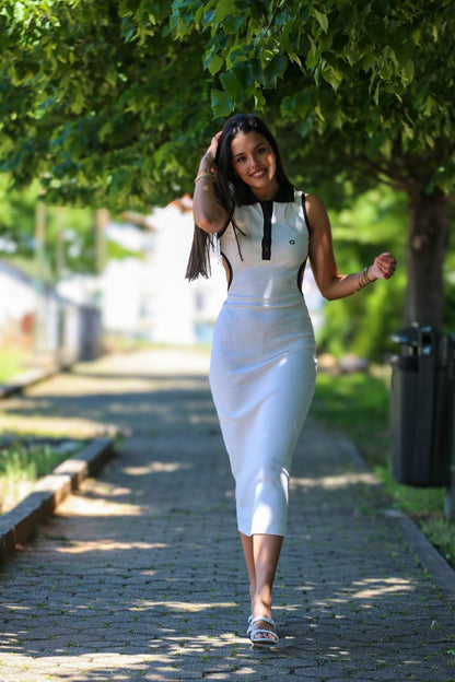 Vestido Midi Colcci com Recortes Laterais