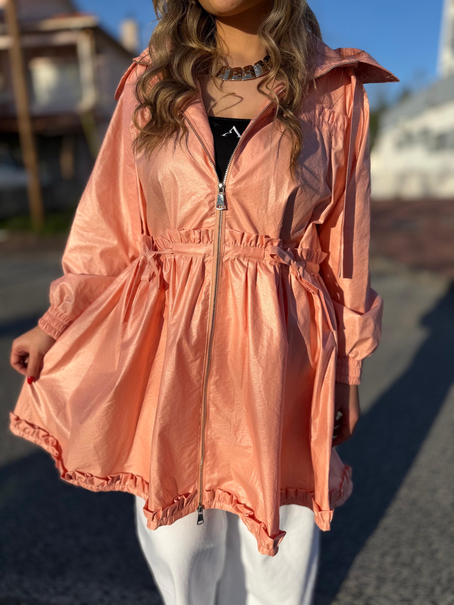 Parka Leve com Cintura Ajustável