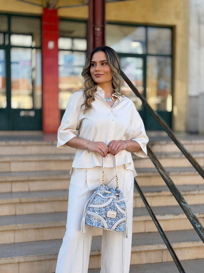Blusa estilo oversize