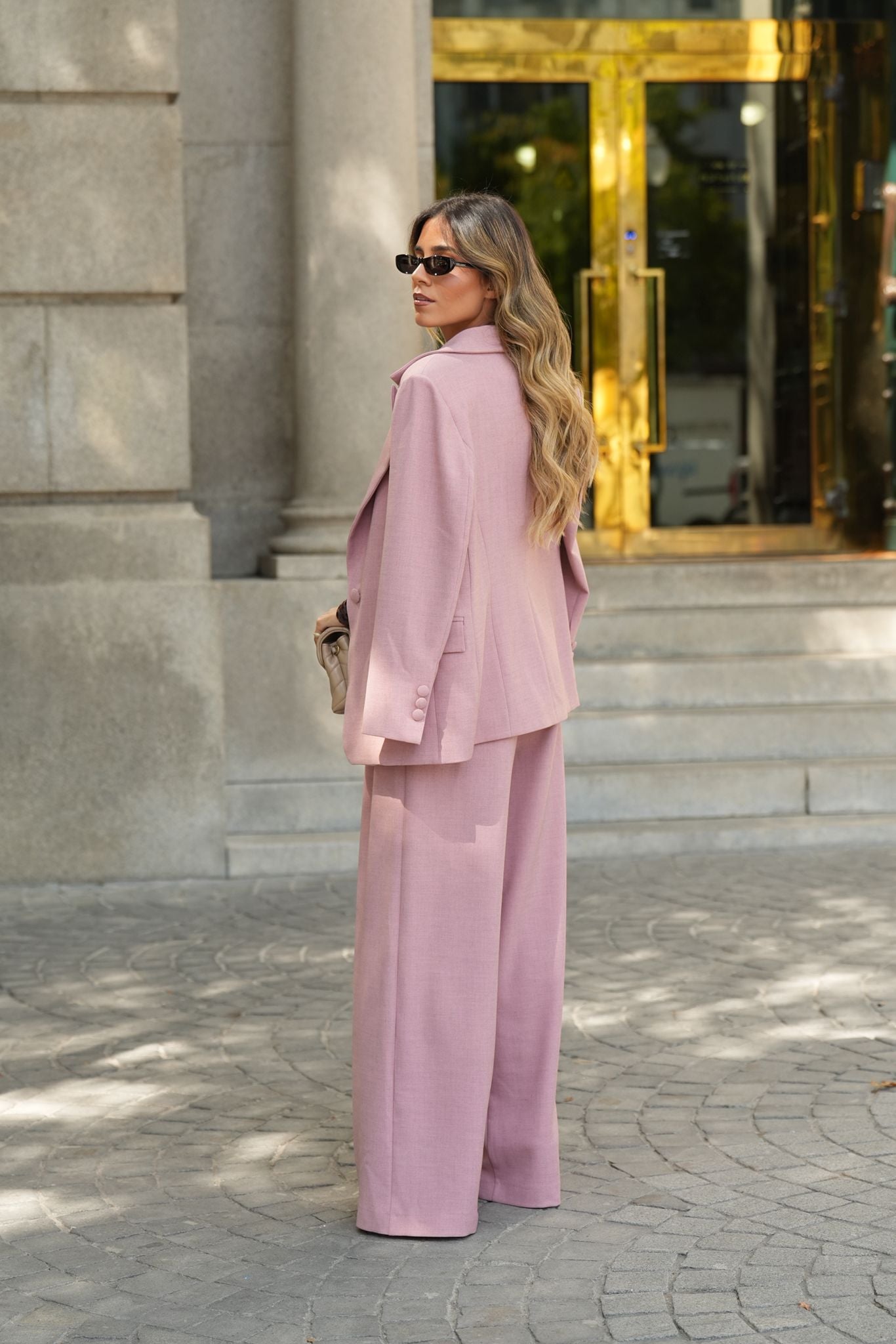 Calças Largas de Alfataria com Pinças