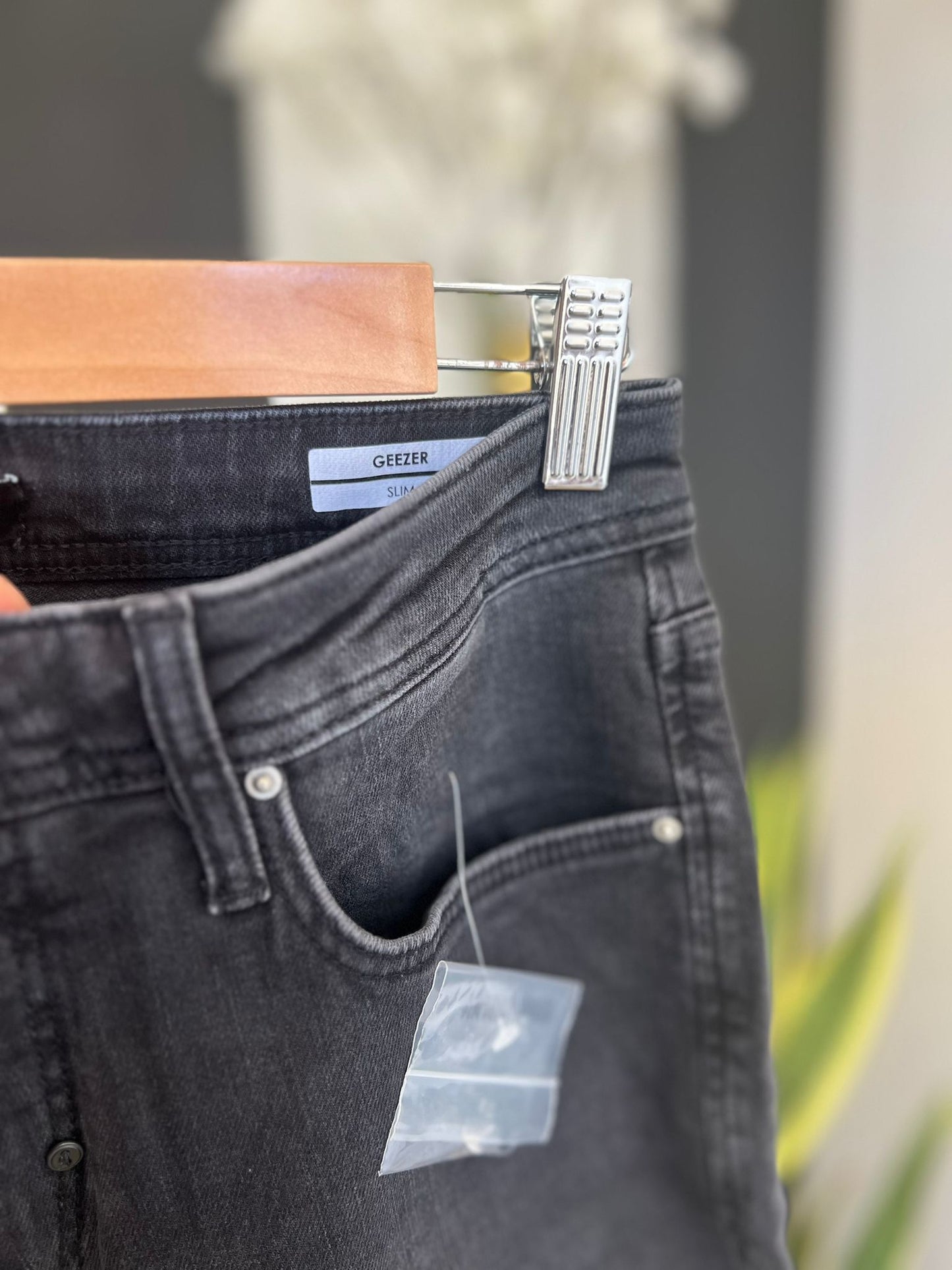 Calças de Ganga Antony Morato – GEEZER (Slim Fit) – Cinzento Escuro