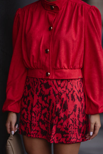 Casaco Suede Vermelho com Botões Dourados