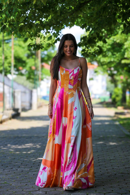 Vestido Longo Fluido Estampa Vibrante