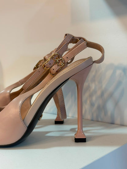 Sapato de Salto Nude com Pulseira no Tornozelo