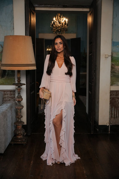 Vestido Comprido com Folhos e Mangas Abalonadas