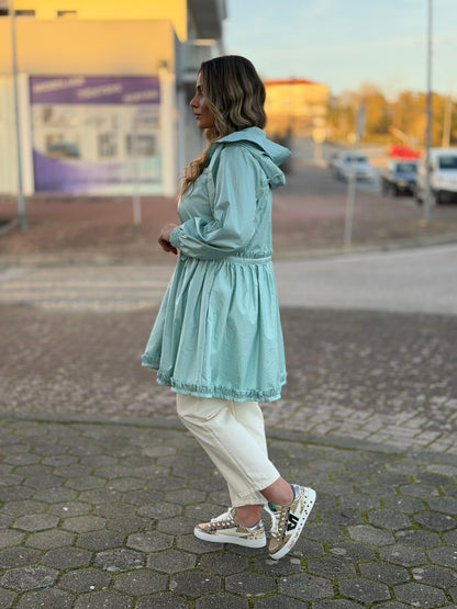 Parka Leve com Cintura Ajustável – Verde Claro
