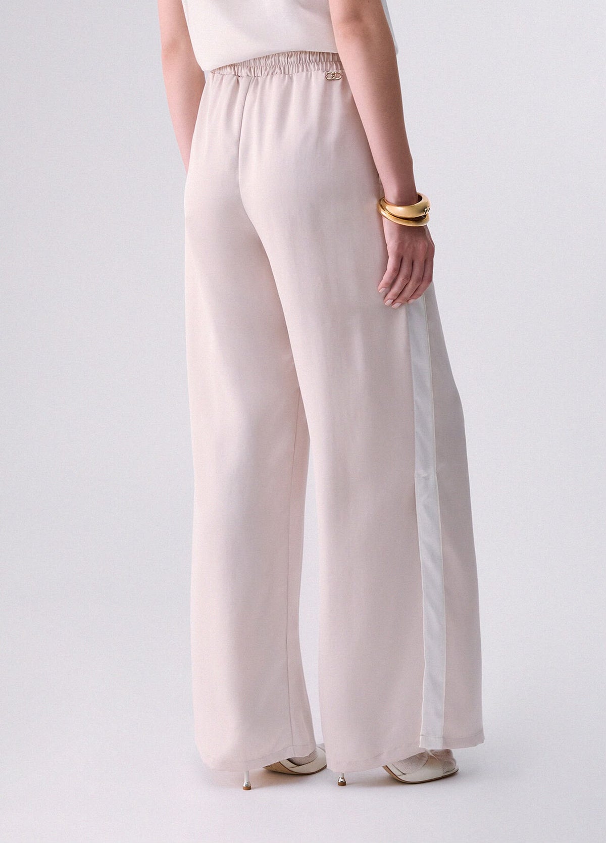 Calça Wide Leg Pérola com Cintura Ajustável