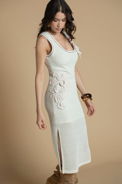 Vestido de Malha com pormenores florais