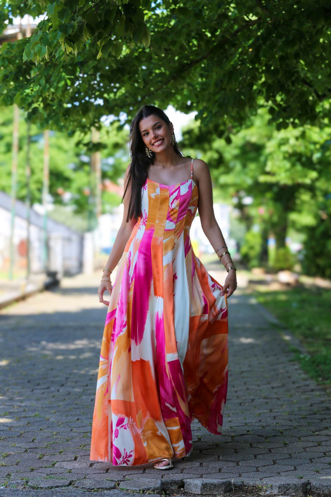 Vestido Longo Fluido Estampa Vibrante