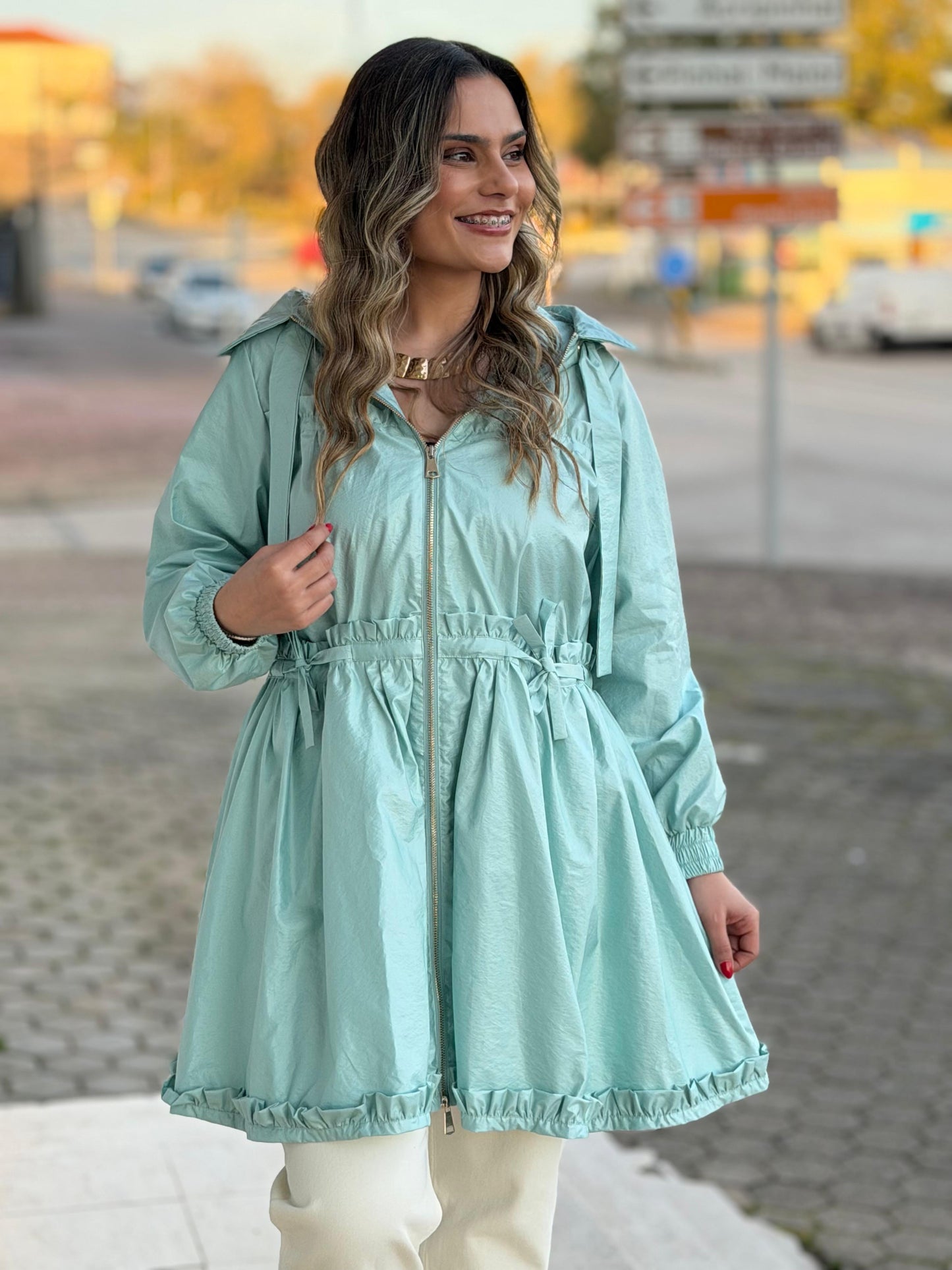 Parka Leve com Cintura Ajustável – Verde Claro