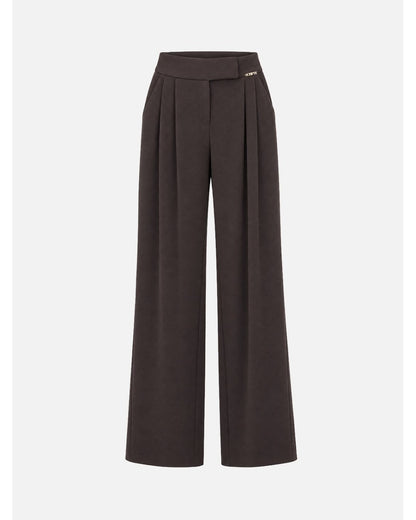 Calça lisa wide leg com pregas