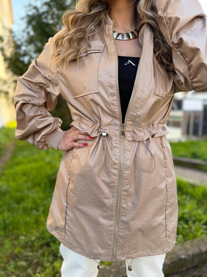 Parka Leve com Cintura Ajustável