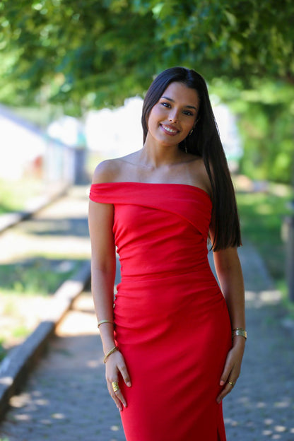 Vestido comprido assimétrico com drapeado