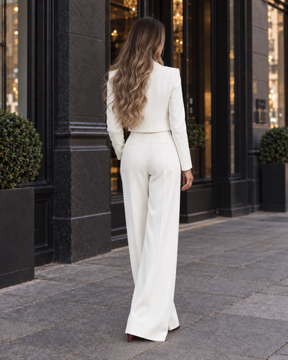 Calça wide leg com pinça