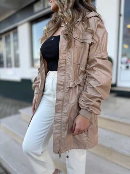 Parka Leve com Cintura Ajustável