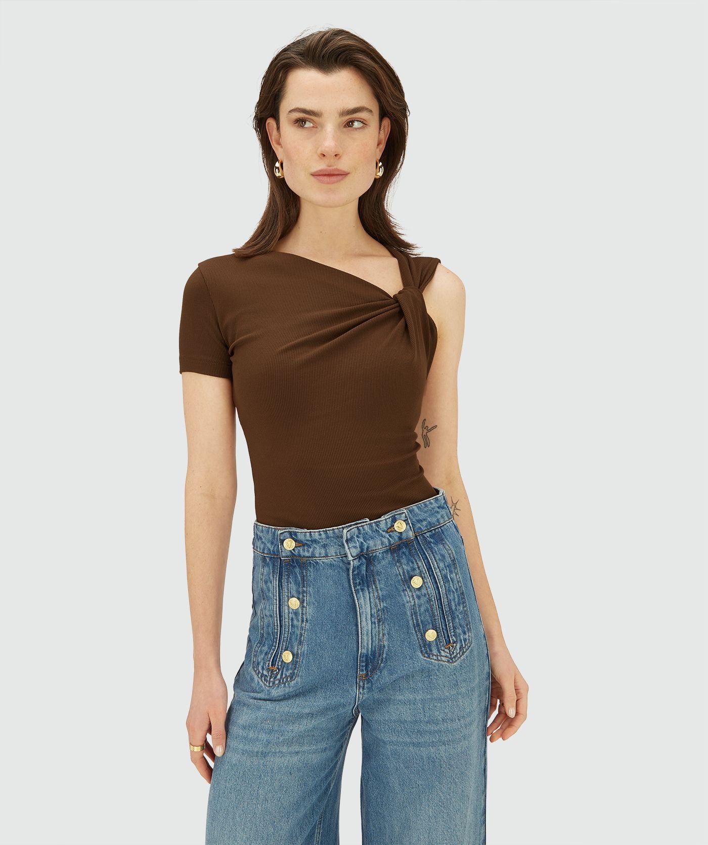 Top super ajustado - marrom