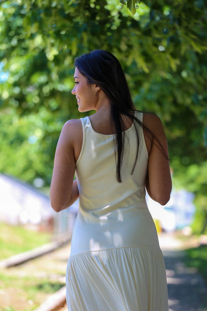Vestido Midi Creme Fluido