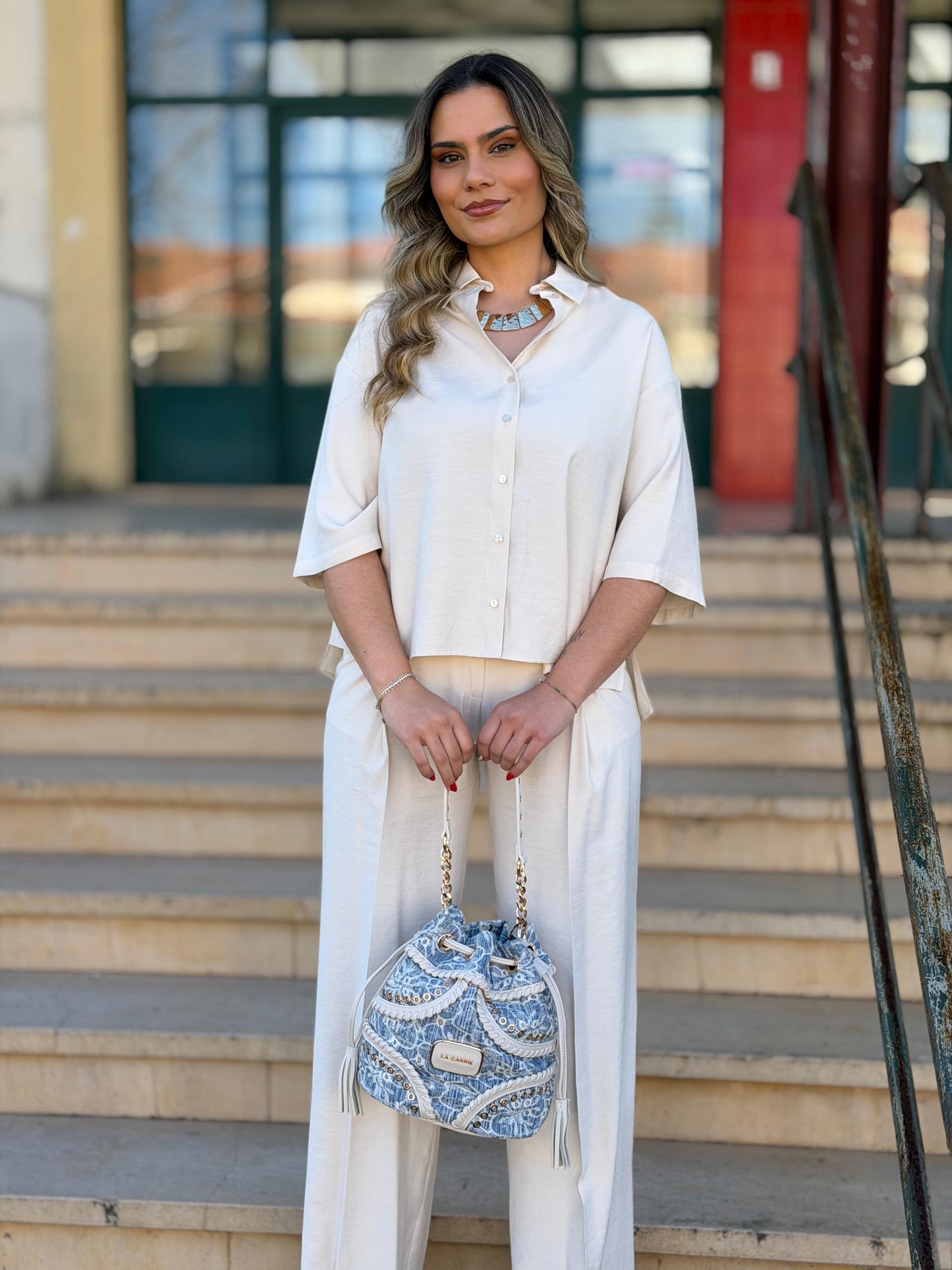 Blusa estilo oversize