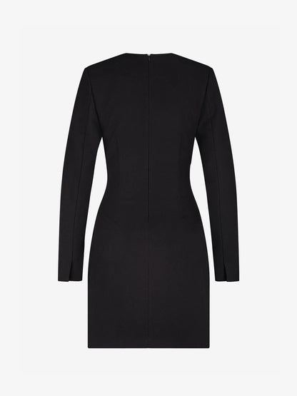 Vestido com detalhes de botões florais