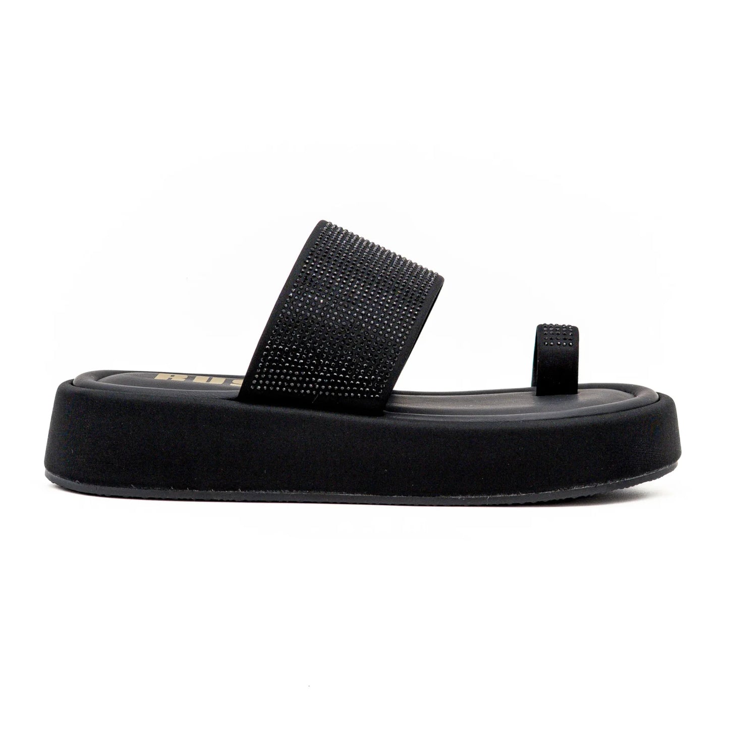 Chinelo Russel Matos Carol