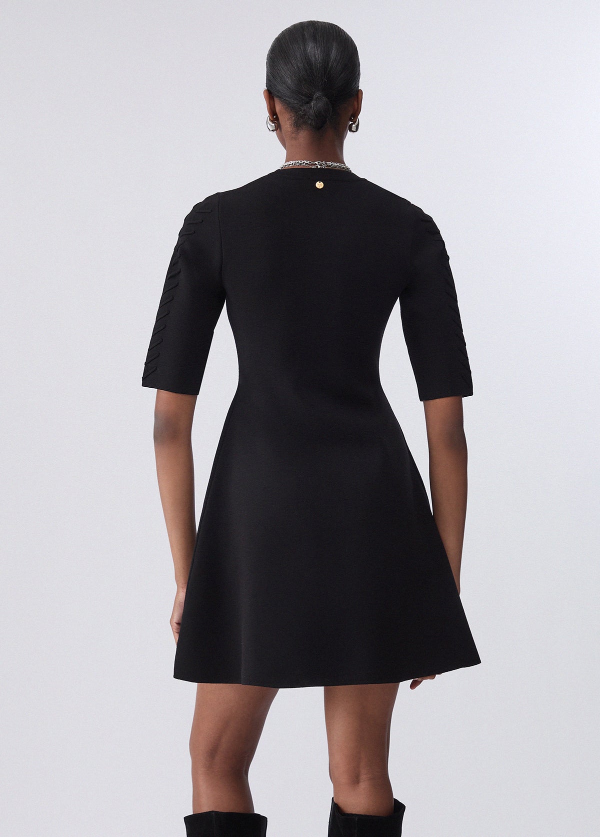 Vestido de malha preto LIU JO com detalhes em relevo