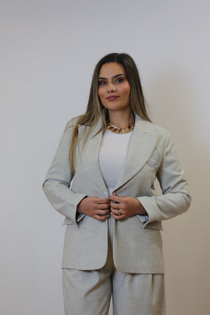 ✨ Conjunto Blazer & Calça – Elegância Contemporânea