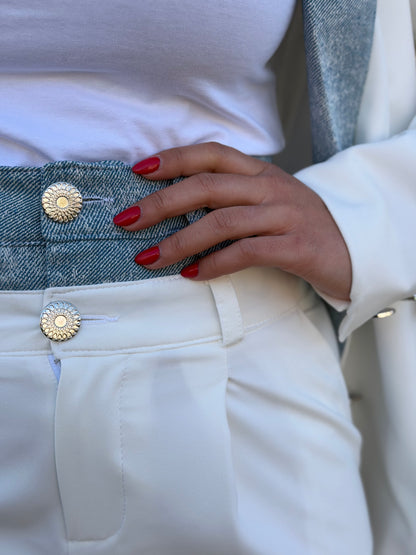 Calça Locoluxo Branca com Detalhes em Azul