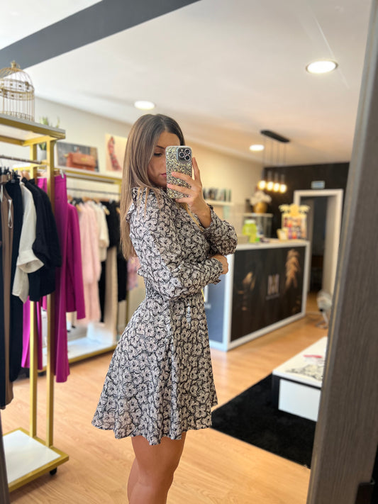 Vestido curto de manga comprida com estampa