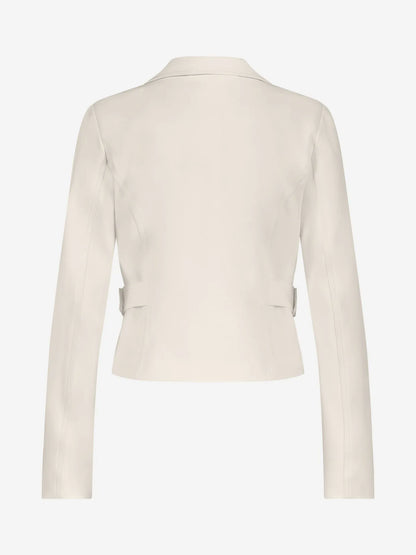 Blazer cropped com detalhe de fivela