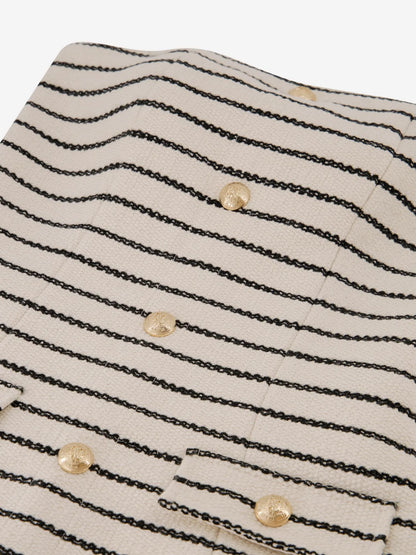 Vestido sem alças com padrão listrado e botões em N