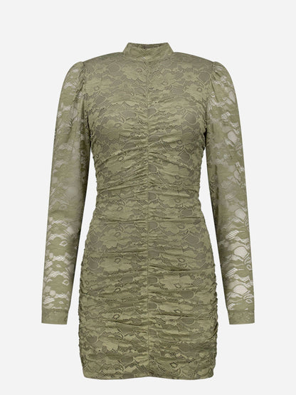Vestido de renda