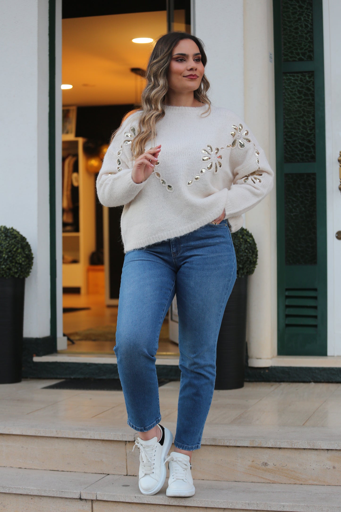 Camisola Creme Bordada com Lantejoulas