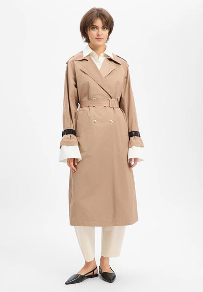 Gabardine longa LIU JO com detalhes em contraste