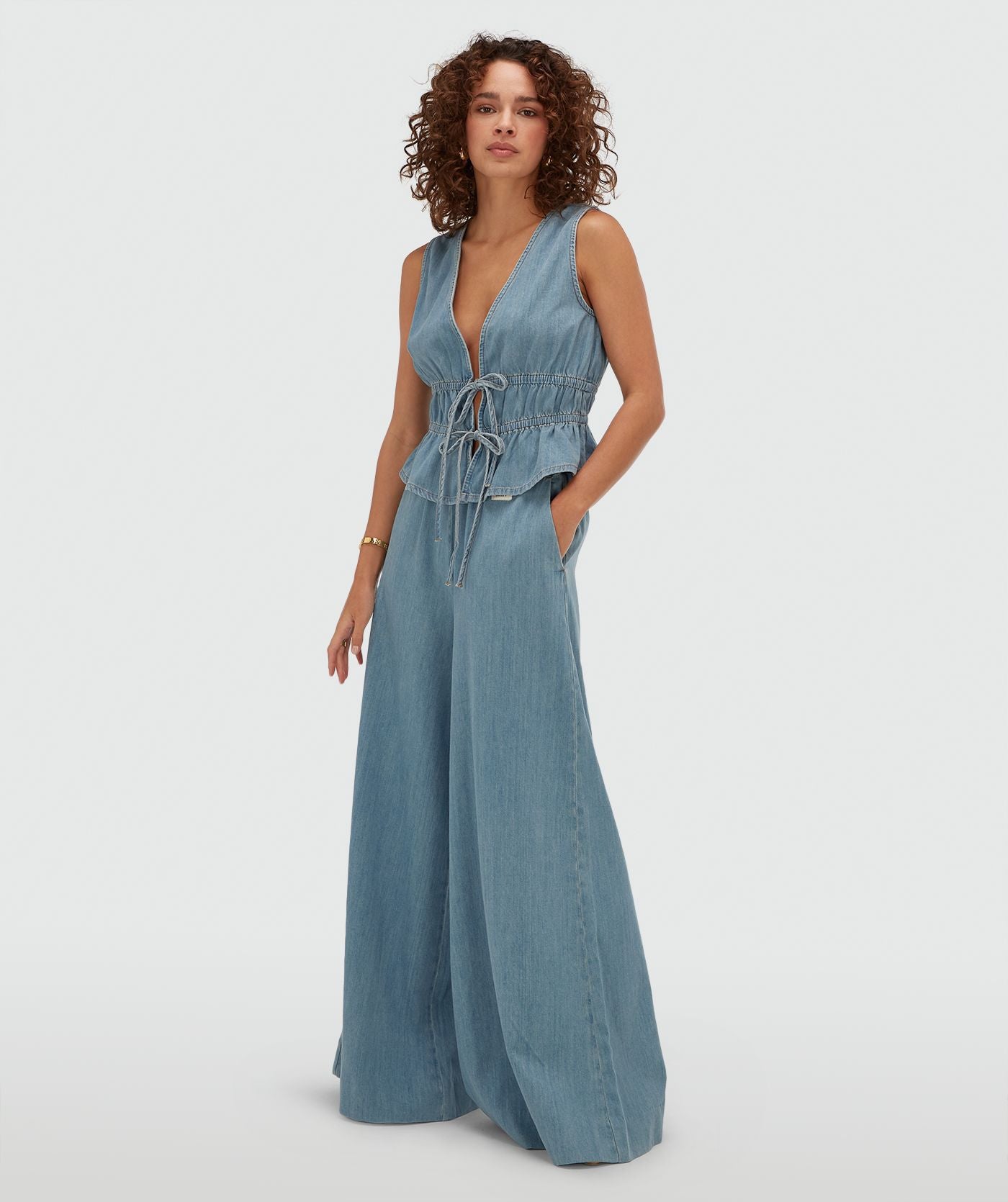 Blusa SEA ajustada com peplum - jeans azul médio